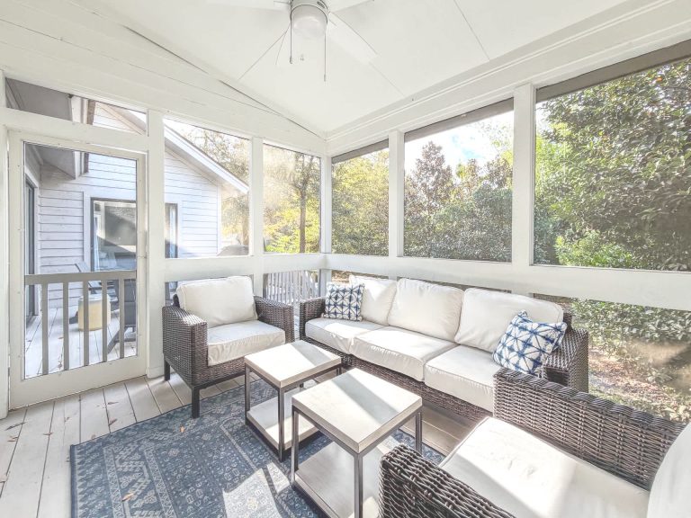 Quiet Sea Pines Home: Screened Porch + Beach Gear