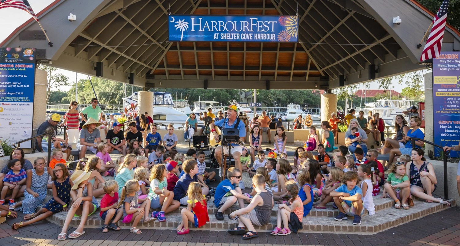 HarbourFest (June – August, Weekly)